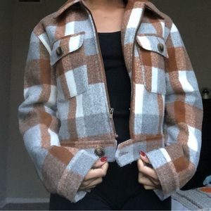 Cropped plaid jacket